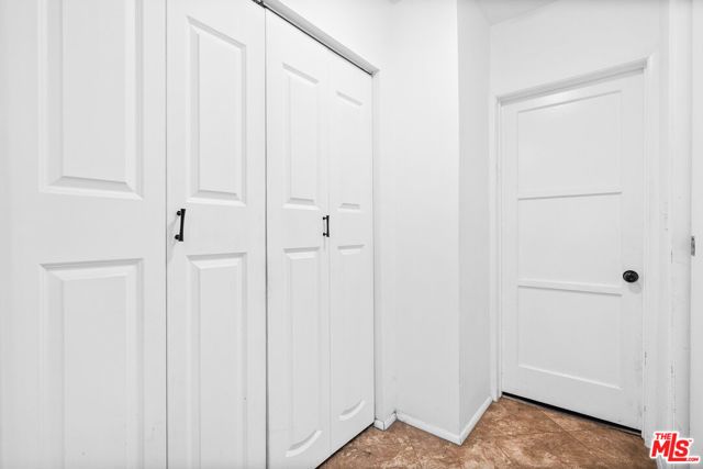 7426 Caldus Avenue, Los Angeles, CA 91406