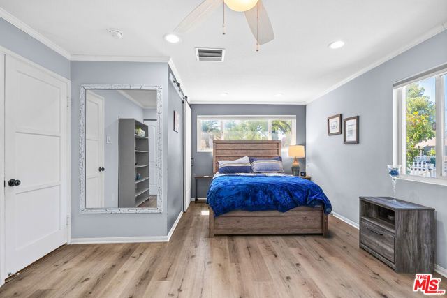 7426 Caldus Avenue, Los Angeles, CA 91406