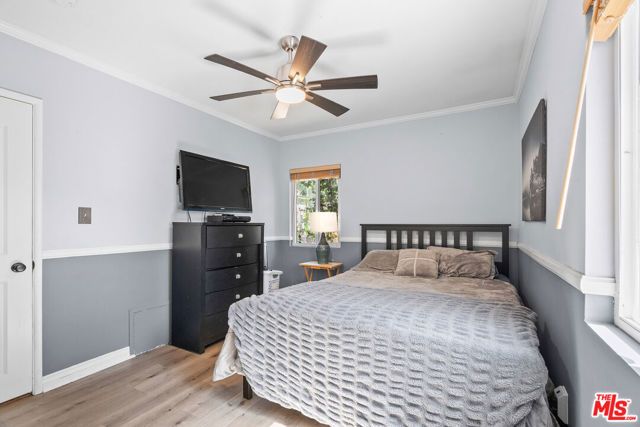 7426 Caldus Avenue, Los Angeles, CA 91406
