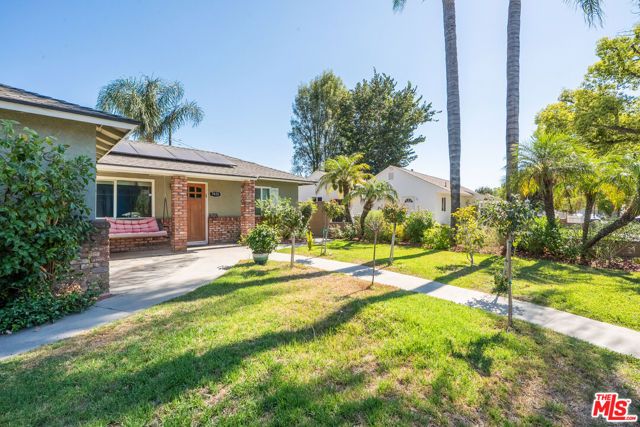 7426 Caldus Avenue, Los Angeles, CA 91406
