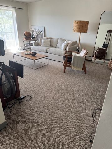 80 N Warren St 45, Woburn, MA 01801
