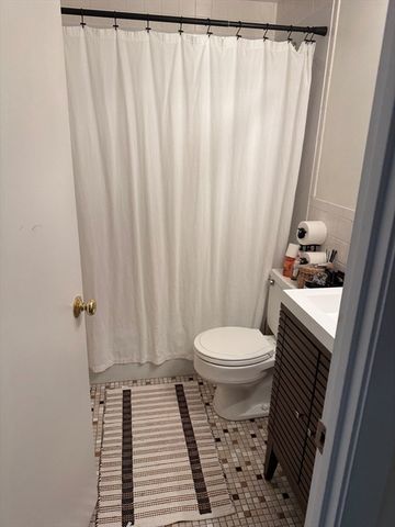80 N Warren St 45, Woburn, MA 01801