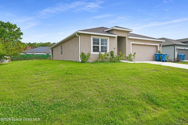 1574 Heartwellville Street NW, Palm Bay, FL 32907