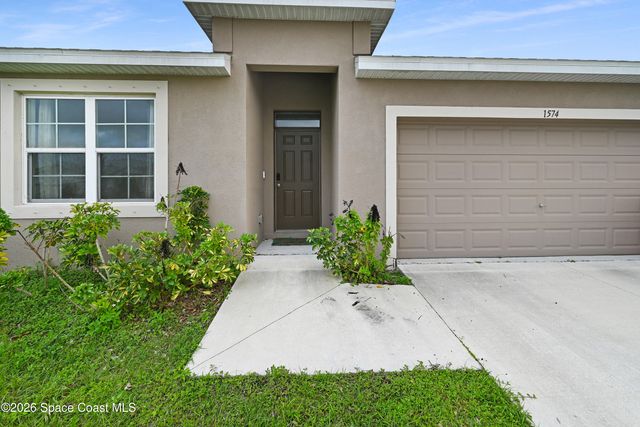 1574 Heartwellville Street NW, Palm Bay, FL 32907