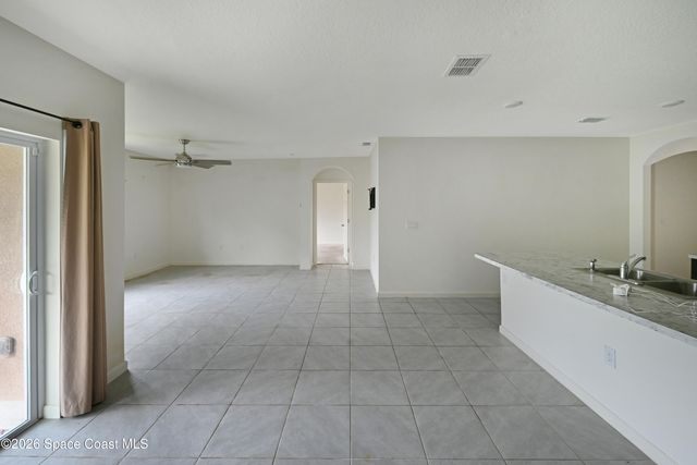 1574 Heartwellville Street NW, Palm Bay, FL 32907