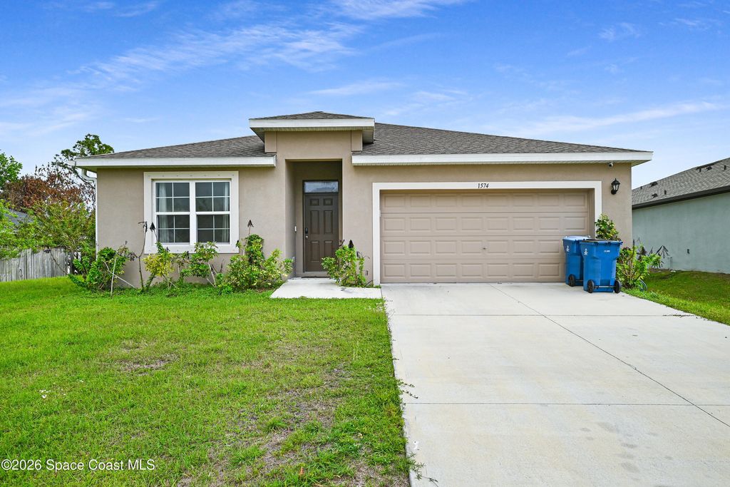 1574 Heartwellville Street NW, Palm Bay, FL 32907