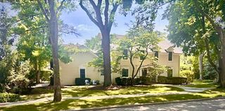 2307 Catherine Street, Northbrook, IL 60062