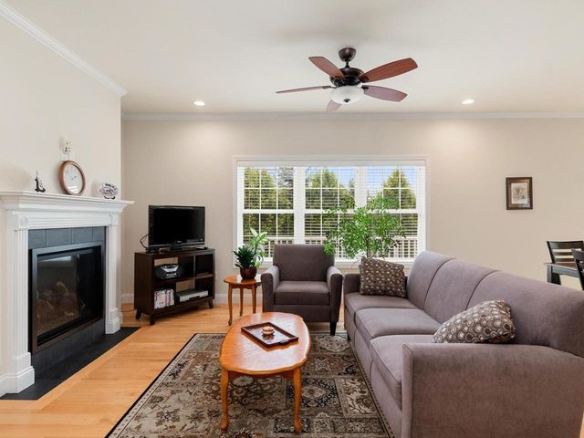181 Sommerfield Avenue, South Burlington, VT 05403
