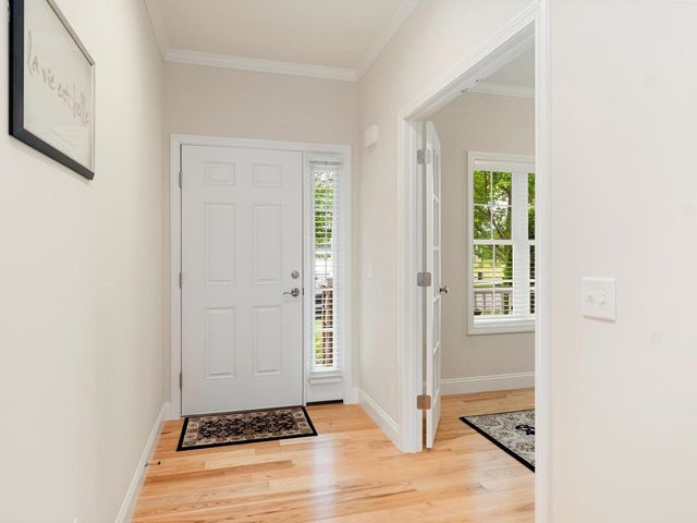 181 Sommerfield Avenue, South Burlington, VT 05403