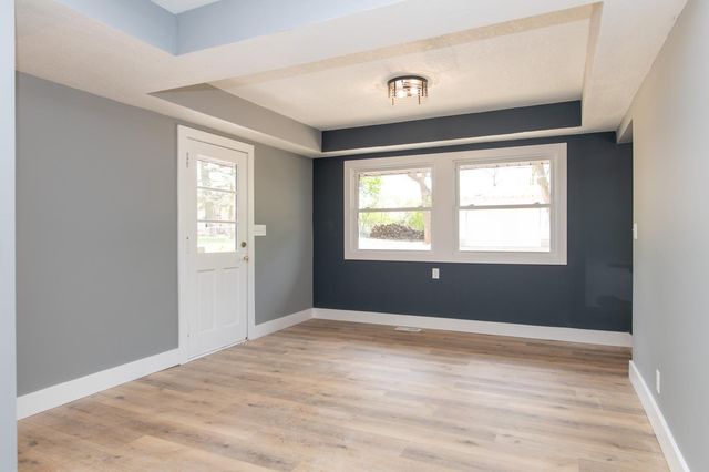 8025 W 26th Street, Saint Louis Park, MN 55426