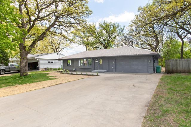 8025 W 26th Street, Saint Louis Park, MN 55426