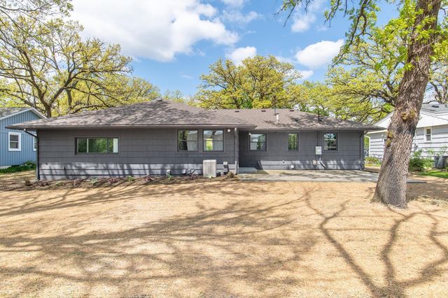 8025 W 26th Street, Saint Louis Park, MN 55426