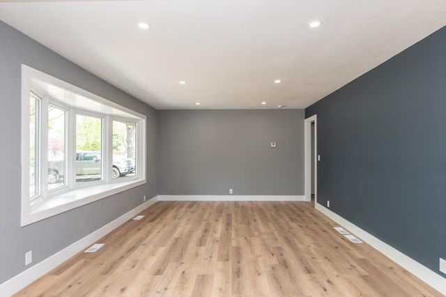 8025 W 26th Street, Saint Louis Park, MN 55426