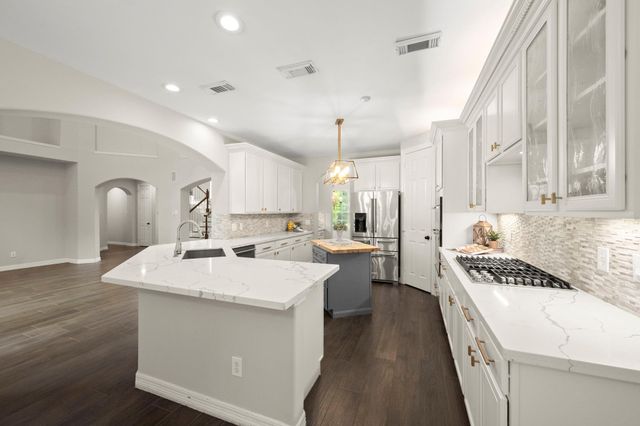 2326 Timbergreen Circle, Magnolia, TX 77355