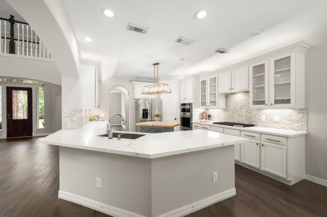 2326 Timbergreen Circle, Magnolia, TX 77355