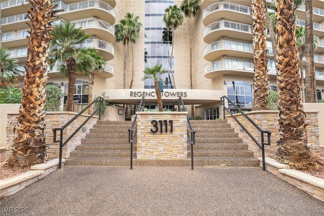 3111 Bel Air Drive 17E, Las Vegas, NV 89109