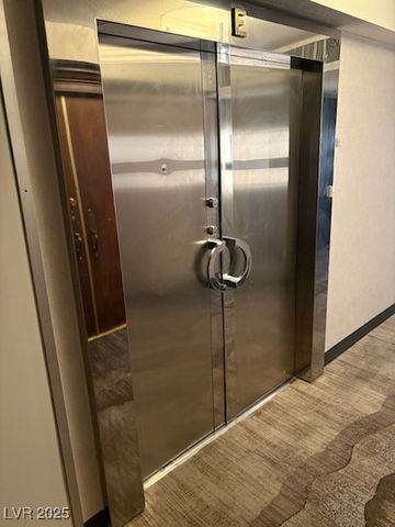 3111 Bel Air Drive 17E, Las Vegas, NV 89109