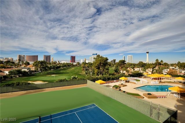 3111 Bel Air Drive 17E, Las Vegas, NV 89109