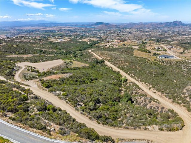 39767 Esplendida Way, Temecula, CA 92592