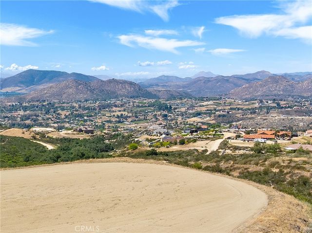 39767 Esplendida Way, Temecula, CA 92592