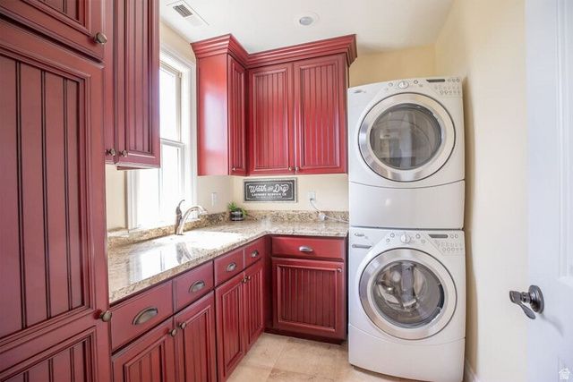 4376 W CANTERBURY RD, Hurricane, UT 84737