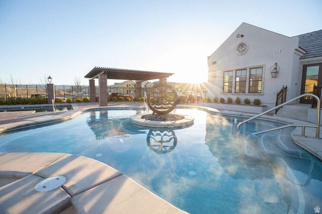 4376 W CANTERBURY RD, Hurricane, UT 84737