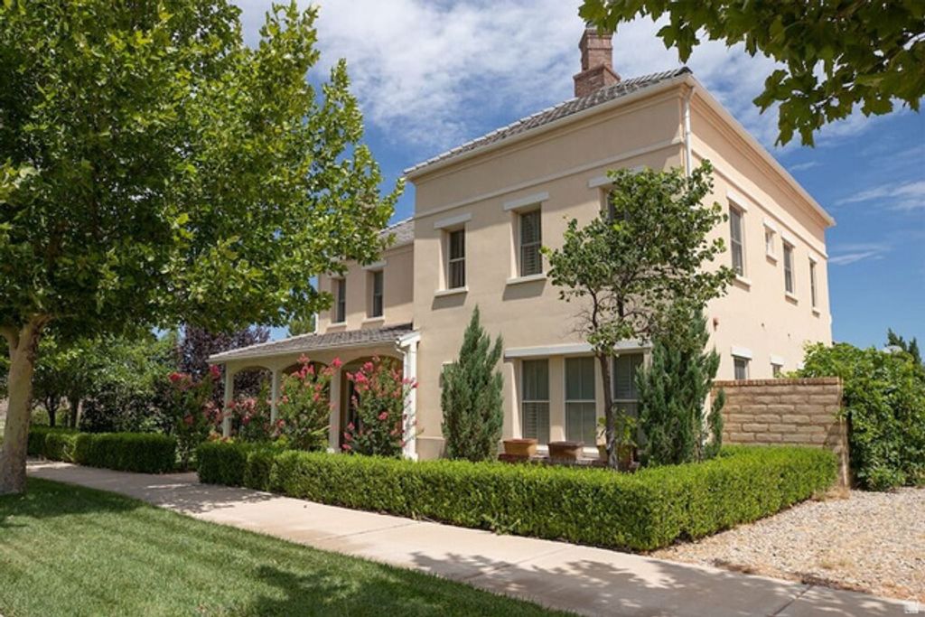 4376 W CANTERBURY RD, Hurricane, UT 84737