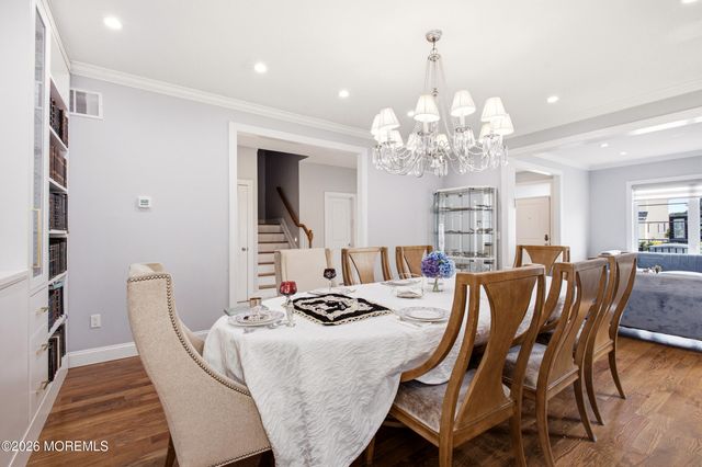 14 Majestic Way, Lakewood, NJ 08701