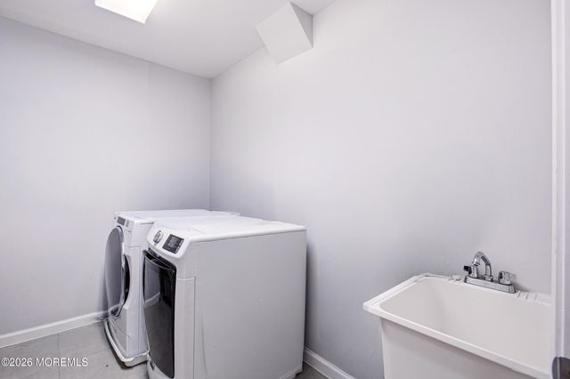 14 Majestic Way, Lakewood, NJ 08701