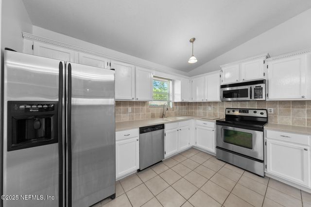 12183 LYONS Street, Jacksonville, FL 32224