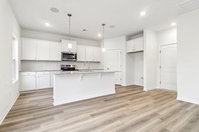 8096 Smooth Whiskey Circle, New Ellenton, SC 29809