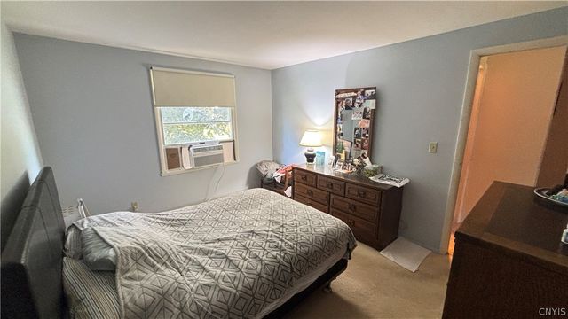 8190 Mantova Drive, Clay, NY 13041
