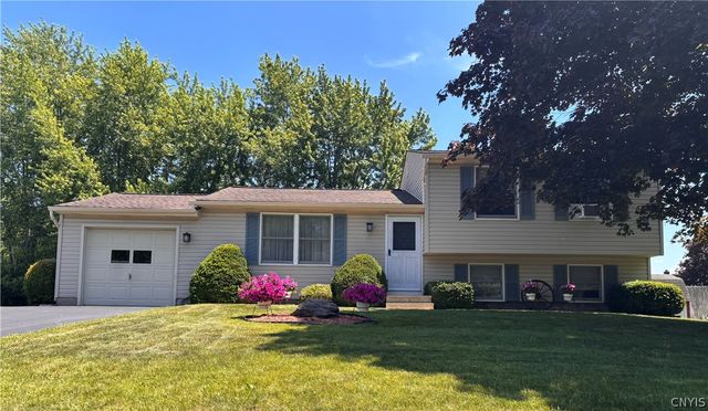 8190 Mantova Drive, Clay, NY 13041