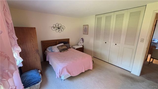 8190 Mantova Drive, Clay, NY 13041