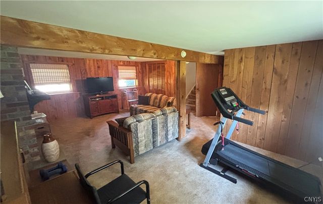 8190 Mantova Drive, Clay, NY 13041