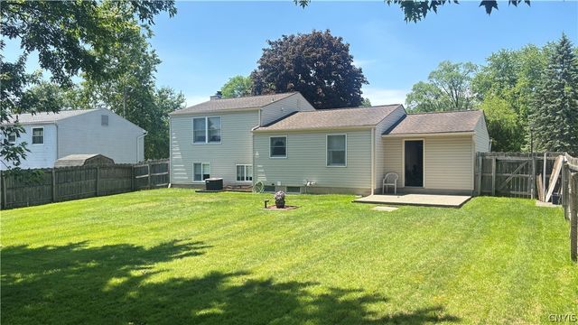 8190 Mantova Drive, Clay, NY 13041