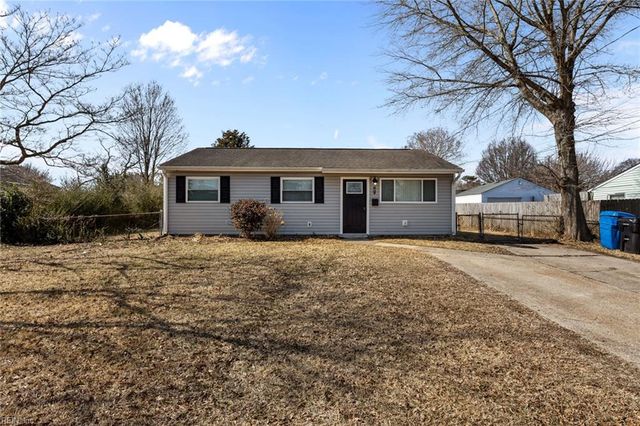 181 Paladin DR, Virginia Beach, VA 23452