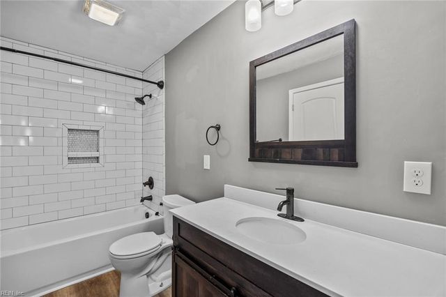 181 Paladin DR, Virginia Beach, VA 23452