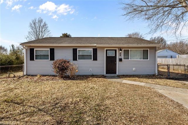 181 Paladin DR, Virginia Beach, VA 23452