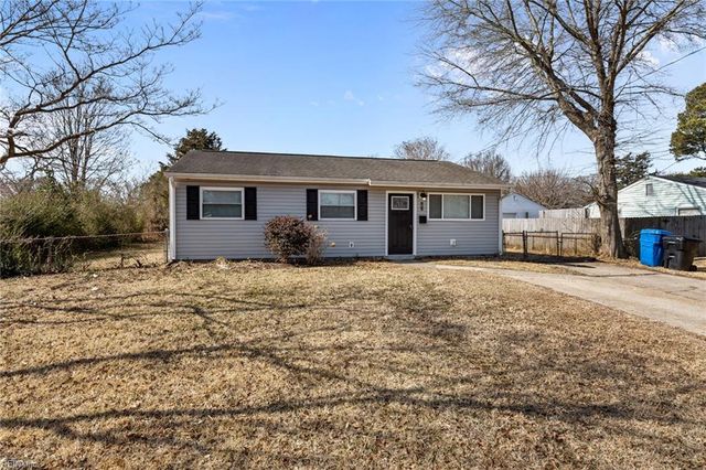 181 Paladin DR, Virginia Beach, VA 23452