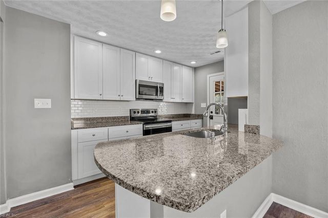 181 Paladin DR, Virginia Beach, VA 23452