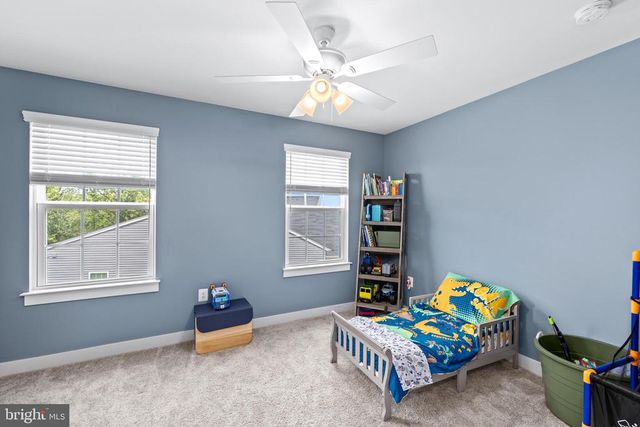 5018 BIRCH LEAF CIR, Fredericksburg, VA 22407