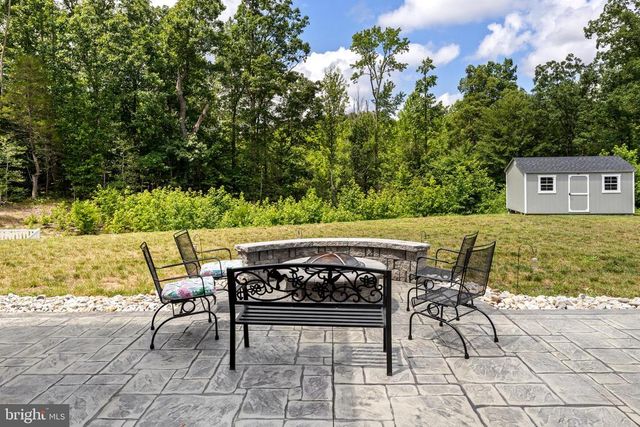 5018 BIRCH LEAF CIR, Fredericksburg, VA 22407