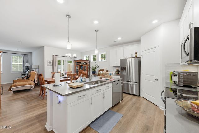 1648 Abberly Place, Graham, NC 27253