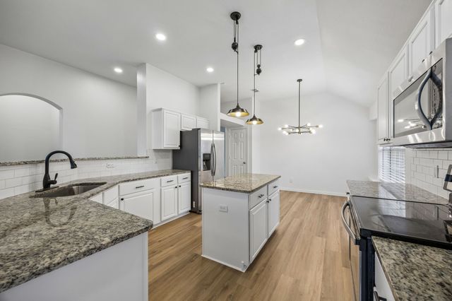 8001 Peony Court, Fort Worth, TX 76123