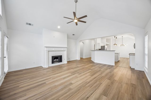 8001 Peony Court, Fort Worth, TX 76123