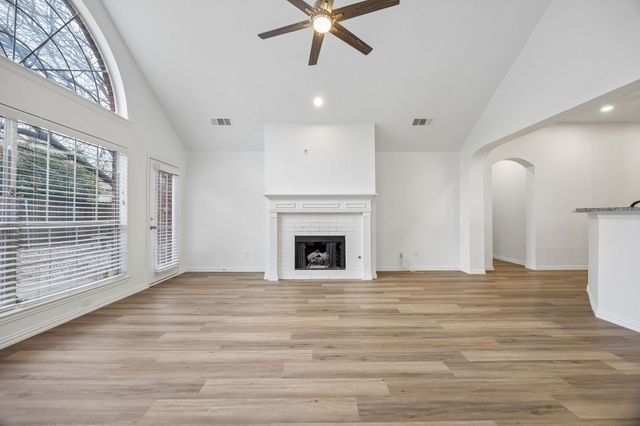 8001 Peony Court, Fort Worth, TX 76123