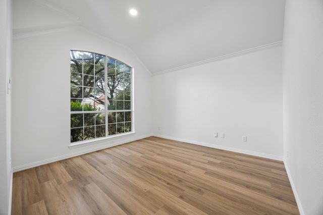 8001 Peony Court, Fort Worth, TX 76123