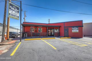 202 E Daugherty Street, Webb City, MO 64870