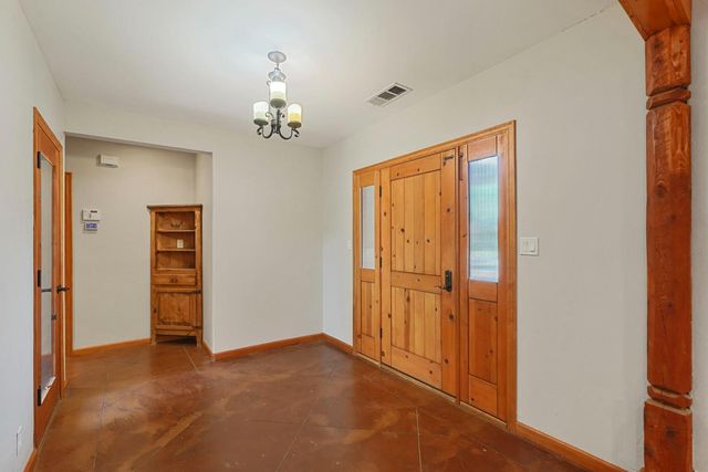 1101 W Oak St, Lodi, CA 95240